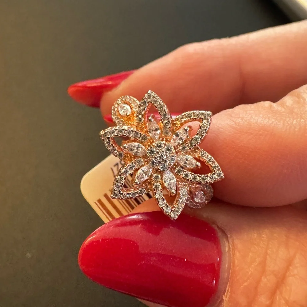 Fine jewelry Stunning star rose gold on Sterling silver‎ base